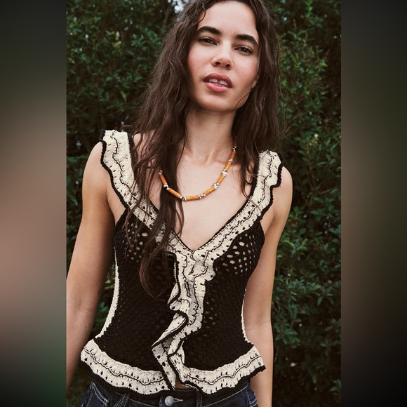 Zara Tops - NWT Zara Pointelle Ruffled Knit Top